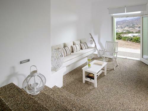 Villa Ninos House