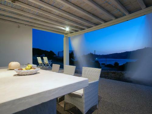Villa Ninos House