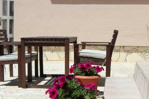 Kr�tzl Apartmanok