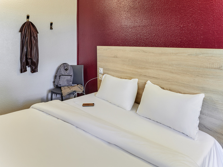 Hotelf1 Paris Saint Ouen March� Aux Puces