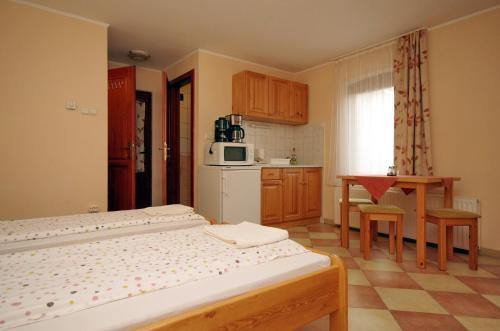 Var�zsk? Apartmanh�z