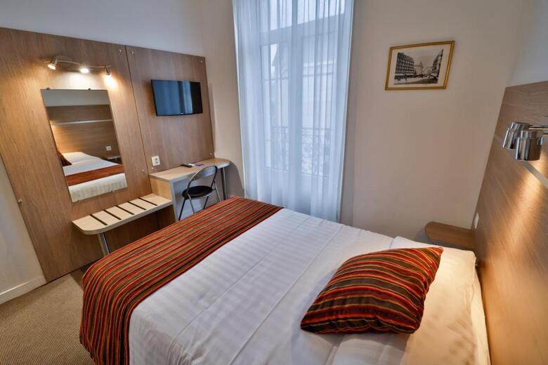Hotel H�tel De L'europe Grenoble Hyper-centre
