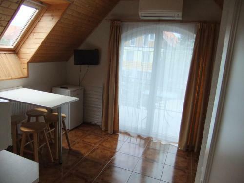 Lili Apartman