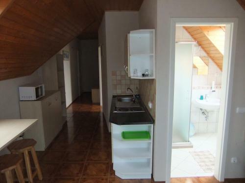 Lili Apartman