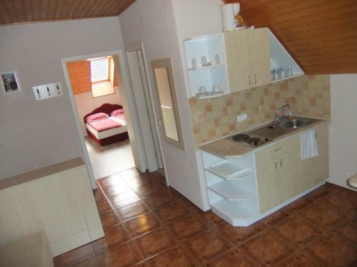 Lili Apartman