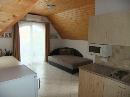 Lili Apartman
