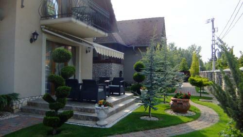 Lili Apartman