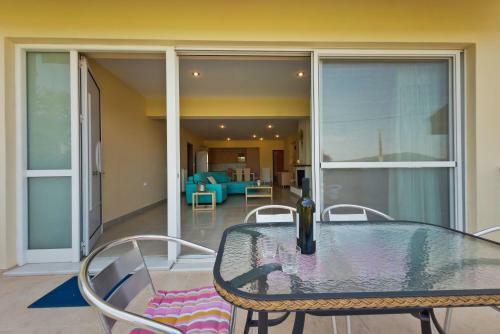 Apartamento Matina's Residence