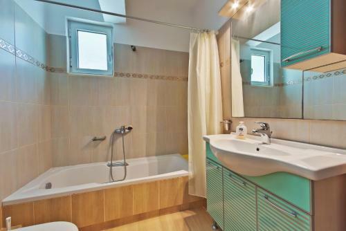 Apartamento Matina's Residence