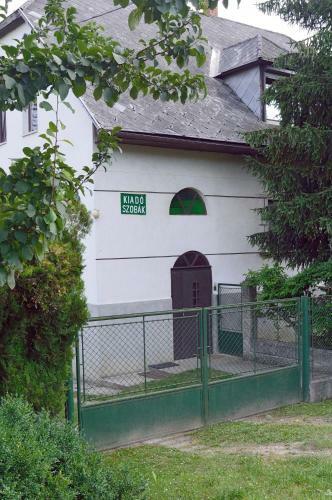 Hostal V�r-lak Vend�gh�z