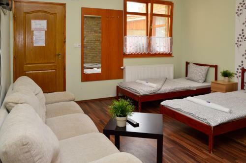 Hostal Mediterr�n Vend�gh�z