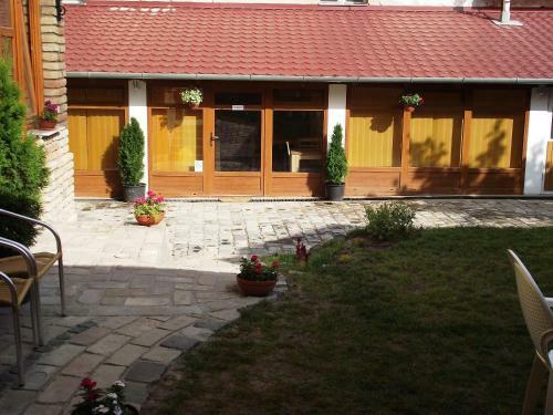 Hostal Mediterr�n Vend�gh�z