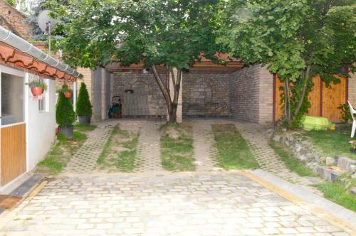 Hostal Mediterr�n Vend�gh�z