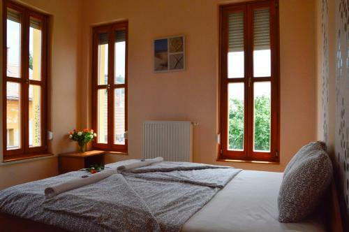 Hostal Mediterr�n Vend�gh�z