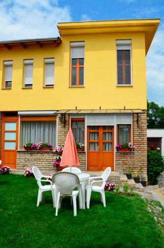 Hostal Mediterr�n Vend�gh�z