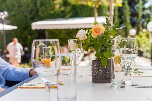 Villa Rosa Boutique Hotel