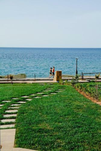 Sea View Beachfront Villa Maria