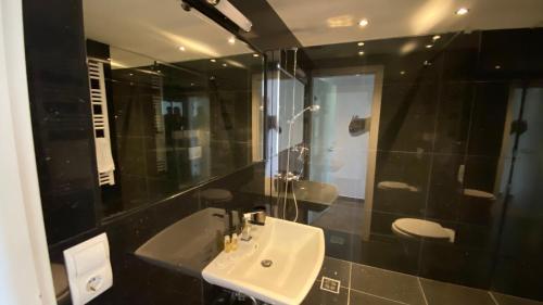 Enzo Capo Luxury Apartments