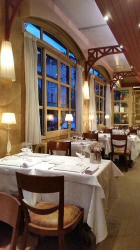 Hotel Chambord
