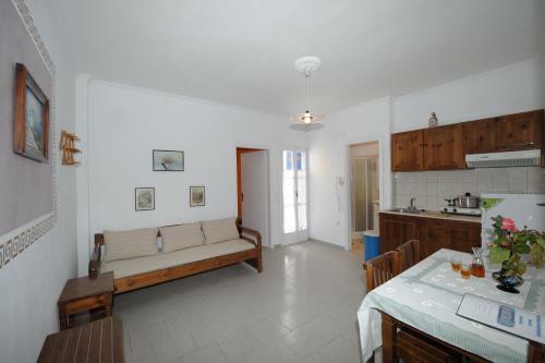 Orfeas Apartments