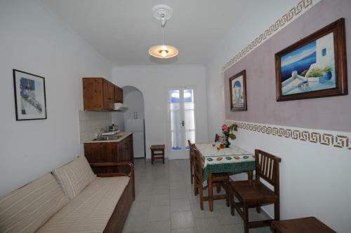 Orfeas Apartments