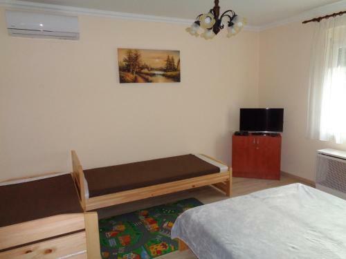 Hostal Otthon Apartman
