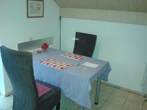 Mona Apartman