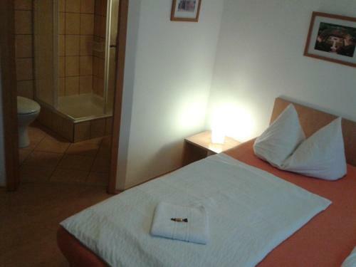 Mona Apartman