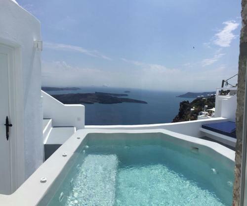 Altana Cliffside Villas