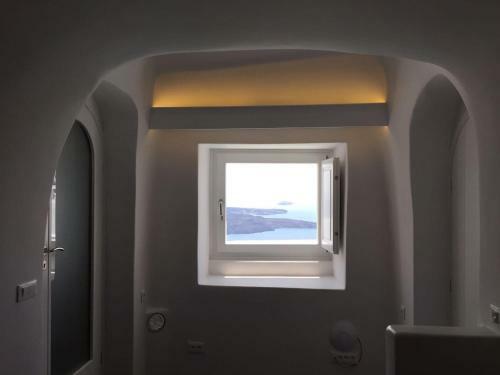 Altana Cliffside Villas