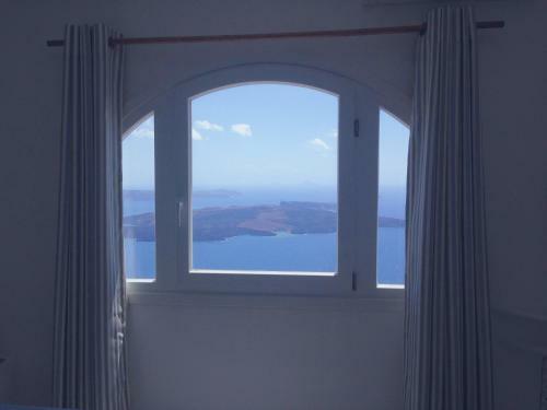 Altana Cliffside Villas