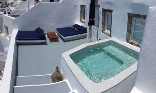 Altana Cliffside Villas
