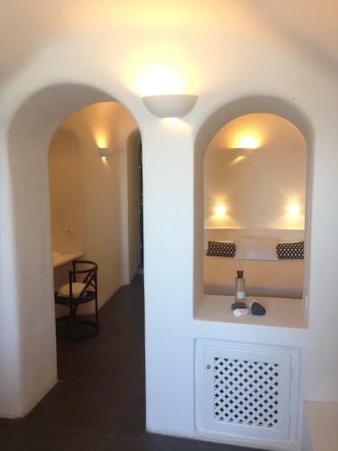 Altana Cliffside Villas