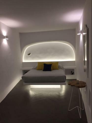 Altana Cliffside Villas