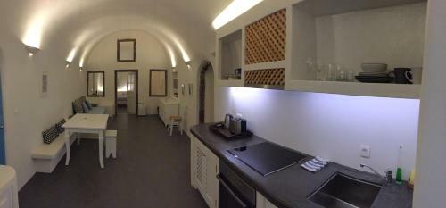 Altana Cliffside Villas