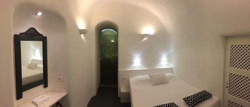 Altana Cliffside Villas