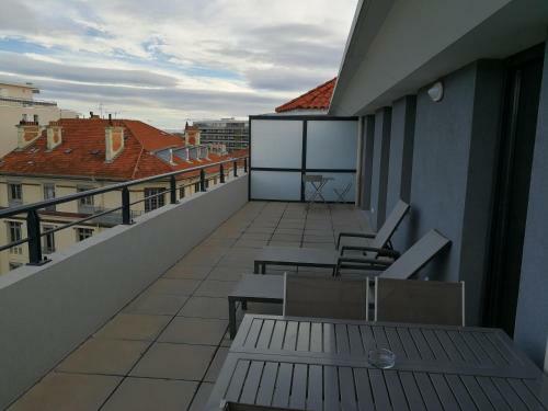 Apartment Rue Merle