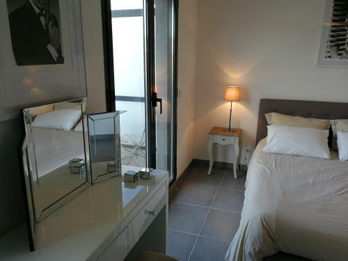 Apartment Rue Merle
