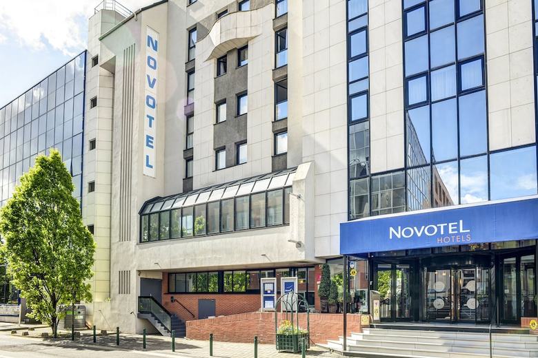 Hotel Novotel Paris Suresnes Longchamp
