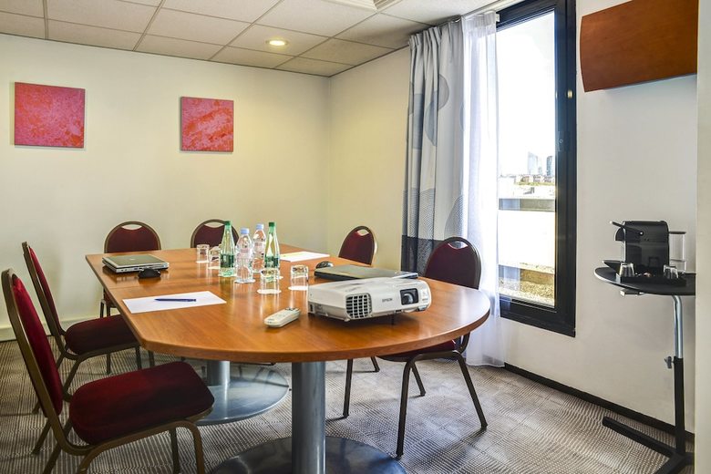 Hotel Novotel Paris Suresnes Longchamp