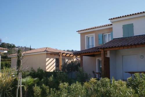 Aparthotel Lagrange Vacances Les Bastides Des Chaumettes