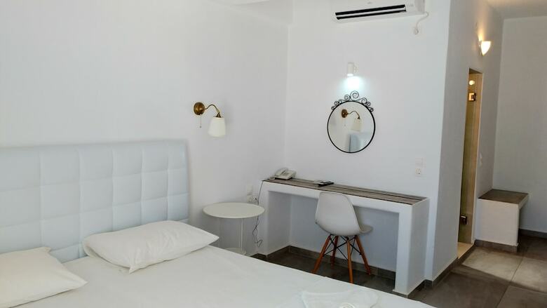 Iliada Hotel