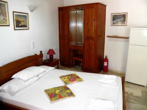 Akis Apartments
