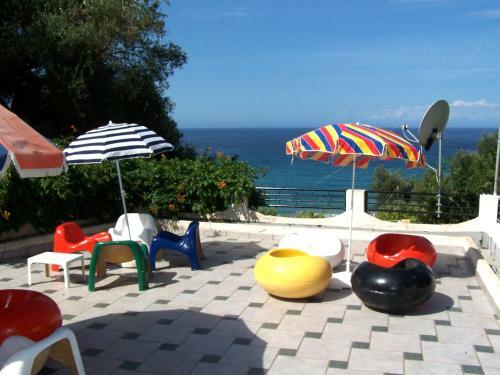 Akis Apartments