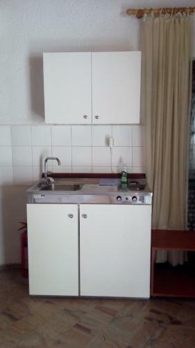 Akis Apartments