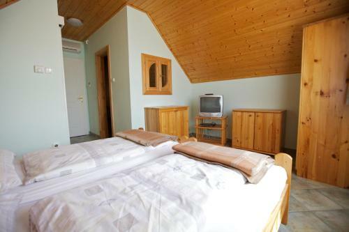 Apartamento Aranyapartman