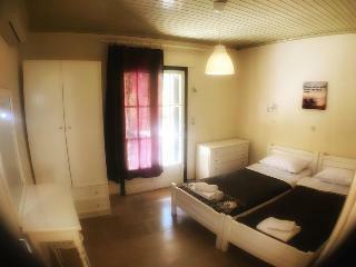 Avra Sea View Paradise Pool Aparthotel