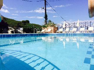Avra Sea View Paradise Pool Aparthotel