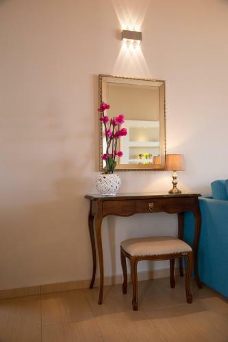 Asterias Studios & Apartments