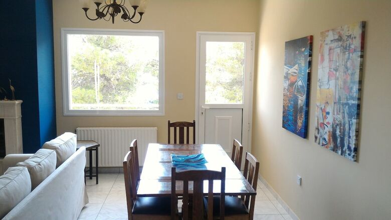 Pessada Bay Studios And Apartments